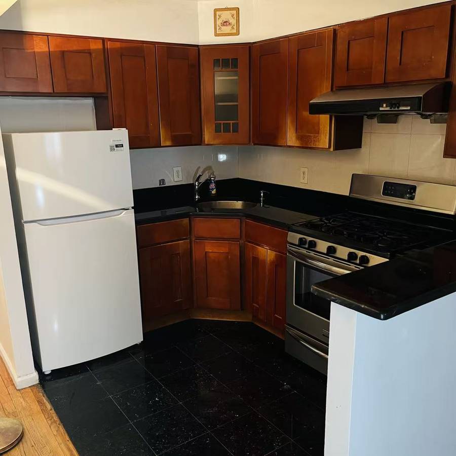 00e0e_3rgotvI8lY_0kE0kE_1200x900